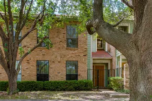 714 W Canty St, Dallas, TX 75208 - Photo 2