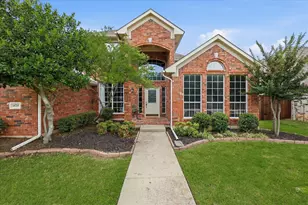 1424 Oakwood Ct, Flower Mound, TX 75028 - Photo 2