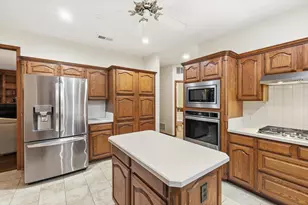 1424 Oakwood Ct, Flower Mound, TX 75028 - Photo 12
