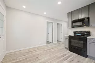 717 Small St, Bowie, TX 76230 - Photo 10