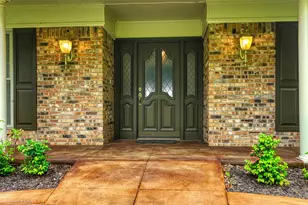 1113 Mockingbird Cir, Ennis, TX 75119 - Photo 2