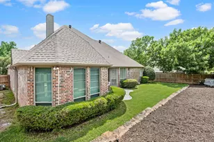 7913 Chaddington Dr, North Richland Hills, TX 76182 - Photo 36