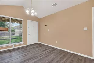 3132 Cedar Hill St, Denton, TX 76209 - Photo 6