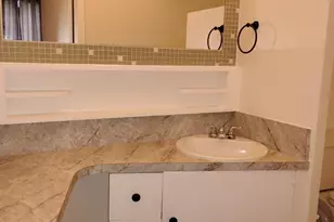 423 Columbia Cir, Irving, TX 75062 - Photo 20