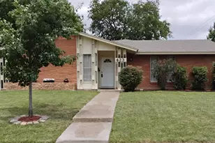 423 Columbia Cir, Irving, TX 75062 - Photo 2