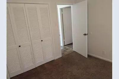 423 Columbia Circle, Irving, TX 75062 - Photo 22