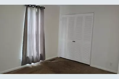423 Columbia Circle, Irving, TX 75062 - Photo 24