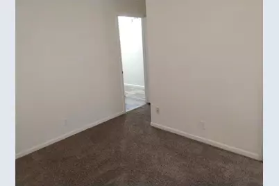 423 Columbia Circle, Irving, TX 75062 - Photo 22