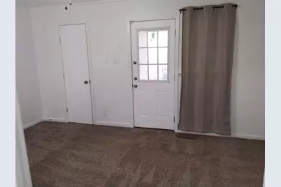 423 Columbia Circle, Irving, TX 75062 - Photo 24