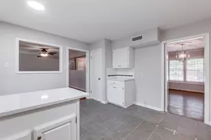 5919 Elderwood Dr, Dallas, TX 75230 - Photo 10