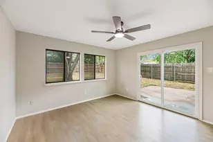 1906 Bosque Ln, Arlington, TX 76006 - Photo 10