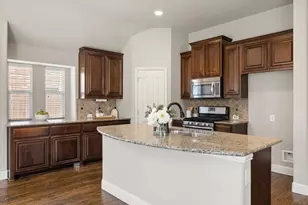 4206 Poppy Dr, Mansfield, TX 76063 - Photo 4