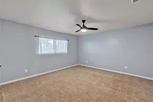 513 Harrington Ln, Euless, TX 76039 - Photo 14