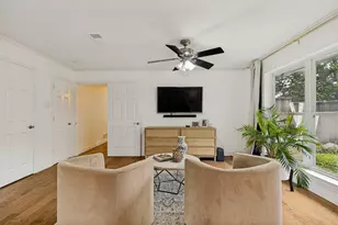 7105 Tophill Cir, Dallas, TX 75248 - Photo 14