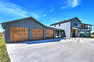 8186 S Lone Star Pkwy, Moody, TX 76557 - Photo 2