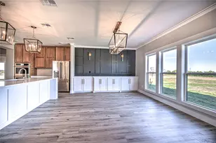8186 S Lone Star Pkwy, Moody, TX 76557 - Photo 12