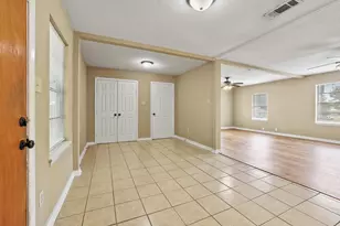 1402 Knight St, Denton, TX 76205 - Photo 4