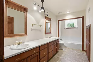 1000 Barry Ln, Cleburne, TX 76031 - Photo 28