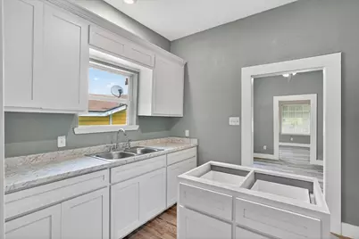 3454 Frazier Avenue, Fort Worth, TX 76110 - Photo 18