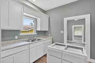3454 Frazier Ave, Fort Worth, TX 76110 - Photo 18