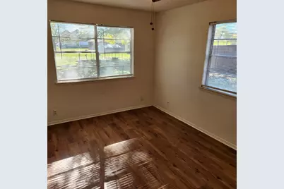 402 E Hinton Street, Tioga, TX 76271 - Photo 8