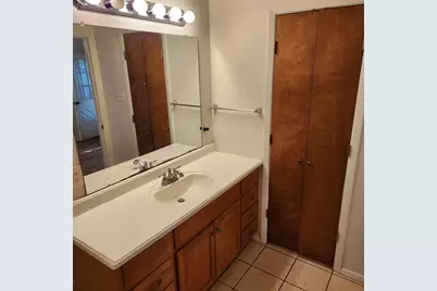 402 E Hinton Street, Tioga, TX 76271 - Photo 6