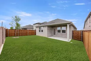 5915 Laurel Lk Ln, Pilot Point, TX 76258 - Photo 28