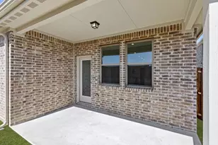 5915 Laurel Lk Ln, Pilot Point, TX 76258 - Photo 2