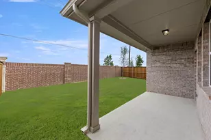 5915 Laurel Lk Ln, Pilot Point, TX 76258 - Photo 26