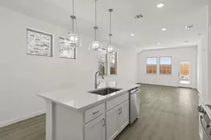 5915 Laurel Lk Ln, Pilot Point, TX 76258 - Photo 6