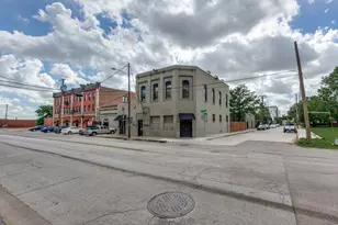 2007 S Ervay St, Dallas, TX 75215 - Photo 2