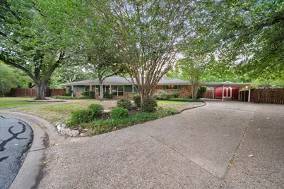 2305 Madison Circle, Corsicana, TX 75110 - Photo 2