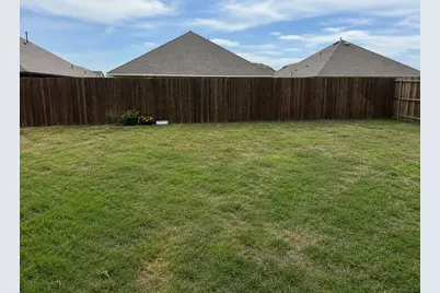 1306 Blossom Court Drive, Princeton, TX 75407 - Photo 8