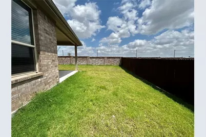 16028 Bronte Lane, Fort Worth, TX 76247 - Photo 30