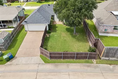 1549 Waterford Drive, Lewisville, TX 75077 - Photo 26