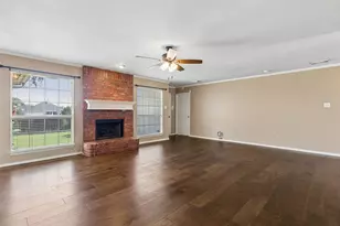 1549 Waterford Dr, Lewisville, TX 75077 - Photo 2