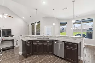 210 Covington Dr, Wylie, TX 75098 - Photo 4
