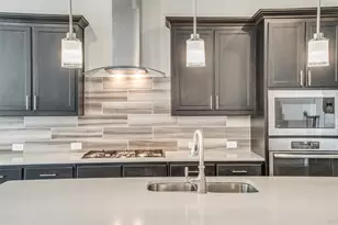 7915 Pimlico Dr, Irving, TX 75063 - Photo 8
