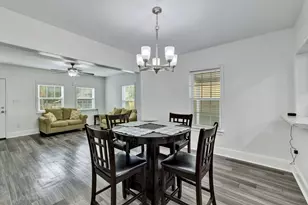 813 Brooks Ave, Dallas, TX 75208 - Photo 8