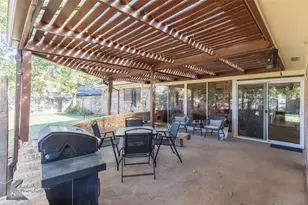 15 Pyracanthia Cir, Abilene, TX 79605 - Photo 32