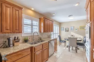 15 Pyracanthia Cir, Abilene, TX 79605 - Photo 12
