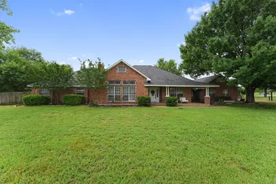 302 Thorntree Drive, Ovilla, TX 75154 - Photo 1