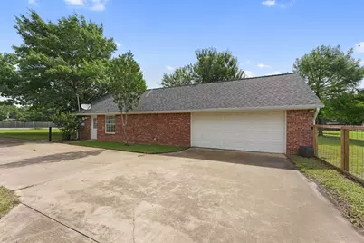 302 Thorntree Drive, Ovilla, TX 75154 - Photo 28