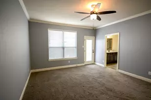 5075 Italia Ln, Grand Prairie, TX 75052 - Photo 10