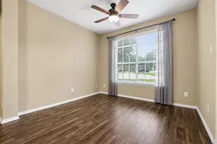 1342 Clear Creek Dr, Lewisville, TX 75067 - Photo 2