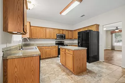 1342 Clear Creek Drive, Lewisville, TX 75067 - Photo 14