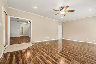 1342 Clear Creek Dr, Lewisville, TX 75067 - Photo 10