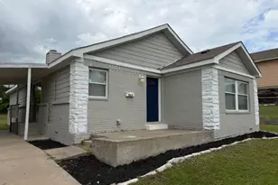 2321 Ridgeview St, Fort Worth, TX 76119 - Photo 2
