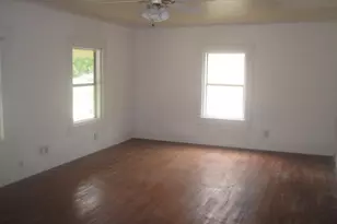 1104 Park Ave, Bonham, TX 75418 - Photo 4
