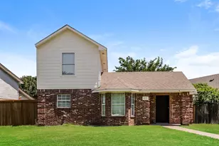 10522 Woodleaf Dr, Dallas, TX 75227 - Photo 1